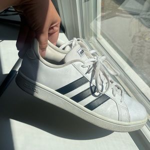 Women’s adidas tennis shoes